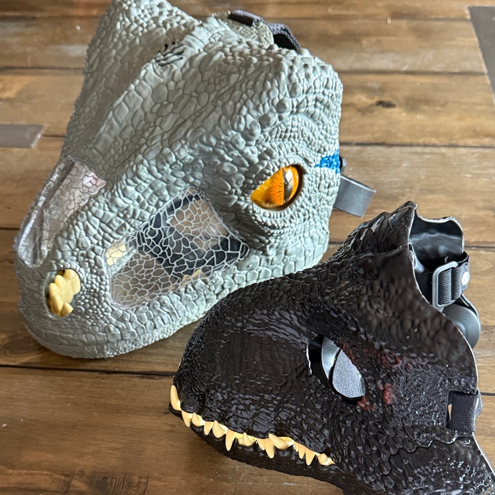 Jurassic Park Dinosaur Mask Set - lot of 2